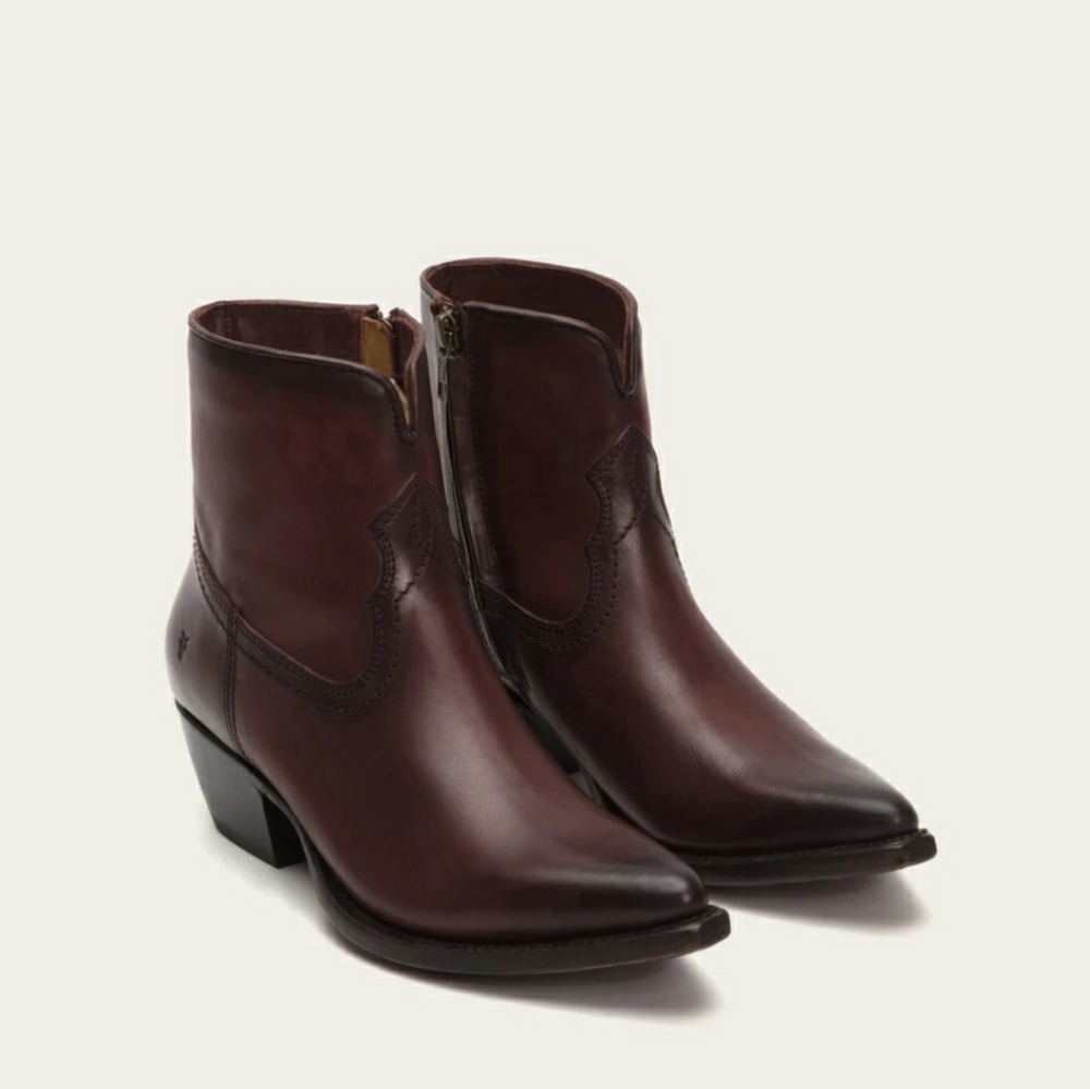 Beautiful Frye Bordeaux Booties